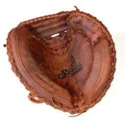 Shoeless Joe Junior 30 In Catchers Mitt | 3000JRR